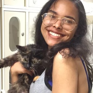 Meet your Posher, Olivia